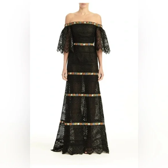 NEW Carolina Herrera Off-the-shoulder Lace Gown Black Carolina Herrera Gown - Picture 9 of 9